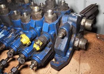 Rozdzielacz Hydrauliczny JCB 4CX tylni z rok 2008