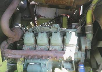 Silnik Mercedes V 8 OM 422 A Claas Jaguar 675,680,682,685