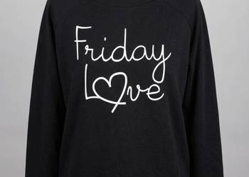 Bluza FB Sister z napisem "Friday Love"