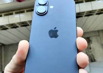 iPhone 16 black 128gb