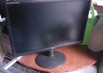 Monitor Flatron W2234S-BNI.AEUIQP - stan nieznany