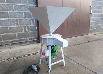 Łuskarka do ziaren orkiszu , samopszy , płaskurki  , gryki