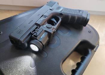 Sprzedam wiatrówka Glock 17 4,5mm