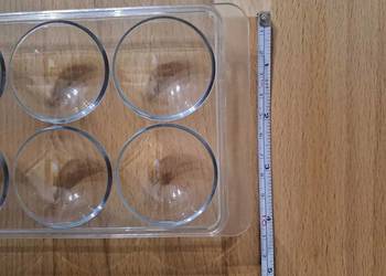 Dwa pojemniki na jajka do lodówki Miele