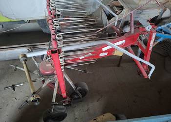 Zgrabiarka stoll R365