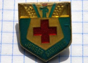 ODZNAKA MŁODSZYCH SANITARIUSZY NOSZONA W NIEMCZECH ODZNAKA MŁODSZYCH SANITARIUSZY NOSZONA W NIEMCZECH