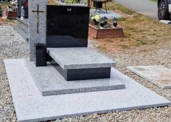 Nagrobek urnowy szwed,strzegomski z posadzką nr.2241 GŁUSZYCA