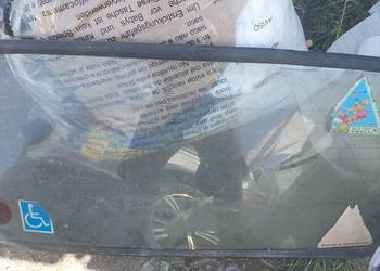 Tylna szyba ogrzewana Fiat 126p Maluch z uszczelką BESPO PRL