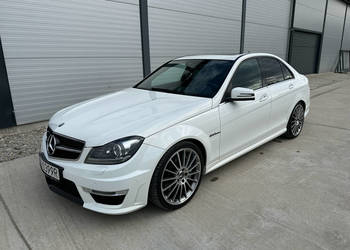 Mercedes-Benz C63 AMG