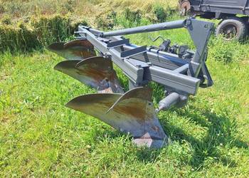 Pług 3 skibowy unia 1024 wielkie odkładnie