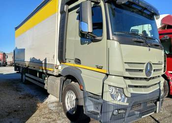 Burto firanka z winda Mercedes 1845 sypialna kabina