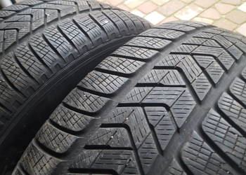 Opony zimowe Pirelli 255/60/18 108H 2szt.