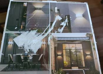 nowoczesny, aluminiowy kinkiet ścienny LED