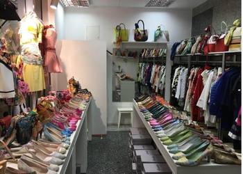 Wyposażenie sklepu odzieżowego