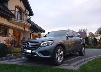 Sprzedam Mercedesa GLC300 4x4 2,0l benzyna 245KM