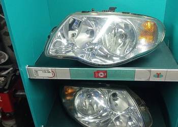 Chrysler Voyager 01-07 Lampy przód łezka Europa komplet w ładnym stanie