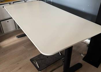 Ikea Bekant - biurko z regulacją wysokości 160x80cm