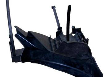 MERCEDES CLA GLA W176 Oslona wahacza przod prawy OE