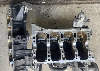 Blok silnika Mazda 2.2