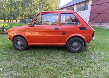 Fiat 126p Maluch z dokumentami