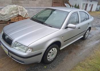 Sprzedam Skodę Oktawie 1.6mpi, aktualne opłaty.