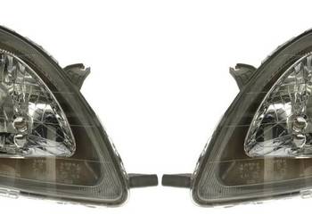 Toyota Yaris 99-03 Reflektor przedni lampa przednia NOWA Toyota Yaris 99-03 Reflektor przedni lampa przednia NOWA