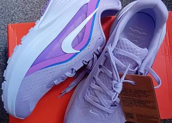 Nowe oryginalne damskie buty sportowe lekkie NIKE DOWNSHIFTER 14