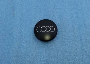 Dekielek Audi 4B0601170 60mm A1,A3,A4,A6 Q3,Q5 Czarny