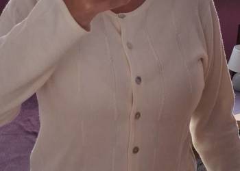 Sweter ecru zapinany
