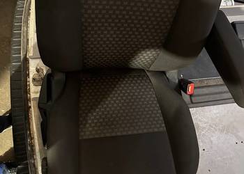 Ford Transit Custom MK8 fotel prawy pasażera + wykładzina
