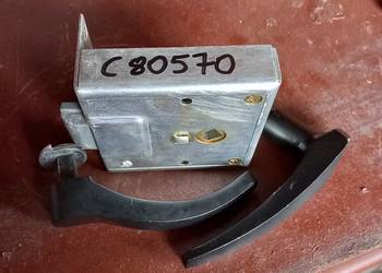 Zamek drzwi prawy C-385 80368915
