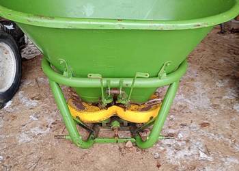 Rozsiewacz nawozu amazone