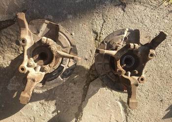 Zwrotnica prawa lub lewa Volvo s70 v70 850 93-98