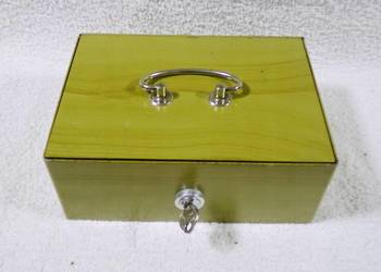 Niemiecka Kasetka Sejf prod. DDR