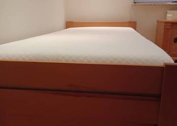 Łóżko rehabilitacyjne bardzo wygodne i estetyczne