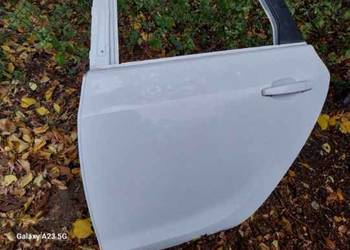 Drzwi Opel astra j z40r lewy tył lewe tylnie Europa Hatchback  i Sedan