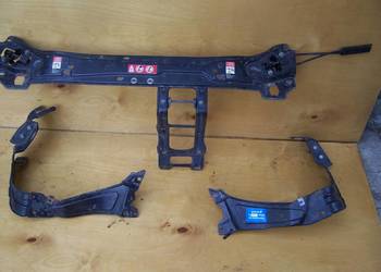 Elementy konstrukcyjne przodu Mercedesa W203