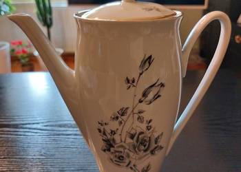 Dzbanek z  porcelany PRL ceramika Wałbrzych Dzbanek z  porcelany PRL ceramika Wałbrzych