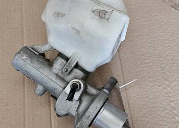Pompa hamulcowa ze zbiorniczkiem wyrównawczym VW Amarok 2.0D