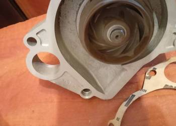 Pompa cieczy chłodzącej NOWA BMW 3 (E46), 5 (E39) 2.0D 04.98-09.03