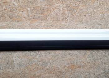 PORSCHE CAYENNE LISTWA DRZWI LEWA PRZÓD LEWYCH 7P5837788C PORSCHE CAYENNE LISTWA DRZWI LEWA PRZÓD LEWYCH 7P5837788C