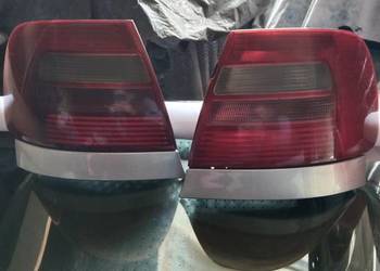 Tylne lampy Audi S4 b5
