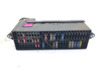 SKRZYNKA BEZPIECZNIKÓW VW TOURAN 0324593243 Minivan 03-10 1.9 100KM