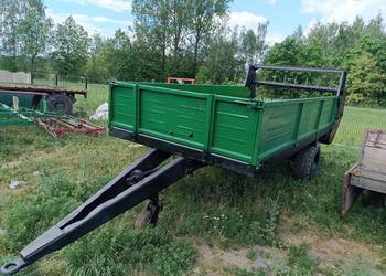 rozrzutnik 3.5 t , przyczepa