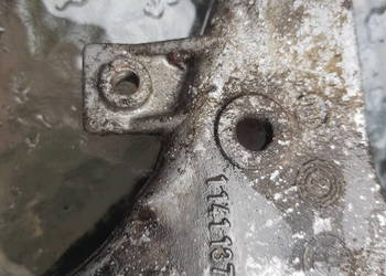 bmw e 36 z 3  lapa silnika  orginal bmw 1141137 lewa