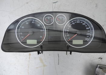 VW PASSAT B5 2.8 6V  FL LICZNIK ZEGARY 3B0920 825