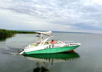 Łódź kadłubowa RINKER z 1997 3l turbo diesel 177 kM