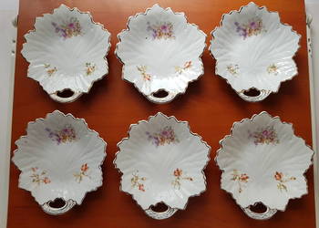 6 x stare porcelanowe konfiturówki w kształcie liścia.