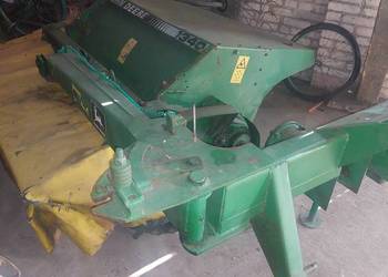 Sprzedam kosiarkę dyskową john deere z kondycjonerem szer 2 10m  i przetrza