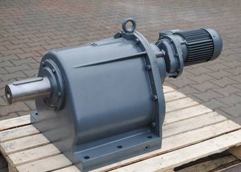 Motoreduktor 3kw. 4,4obr./min.. Firmy Bauer G93G21-10/D1A4-283